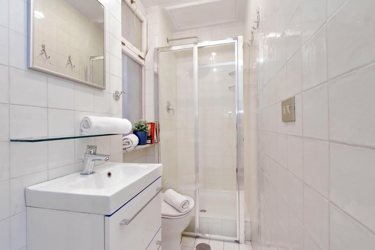 4Bnb - Tiberina Spacious Apartment Rzym Zewnętrze zdjęcie